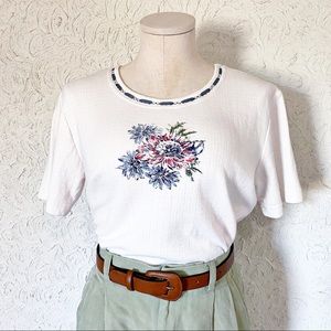 Vintage 90s White Floral Beaded Tee
